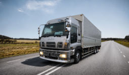 ISUZU GIGA – WING VAN
